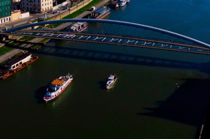 Krakow: Evening Sightseeing Cruise - Suitable Participants