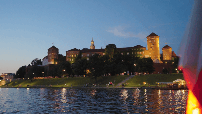 Krakow: Evening Sightseeing Cruise With Drink - Cruise Duration and Departure