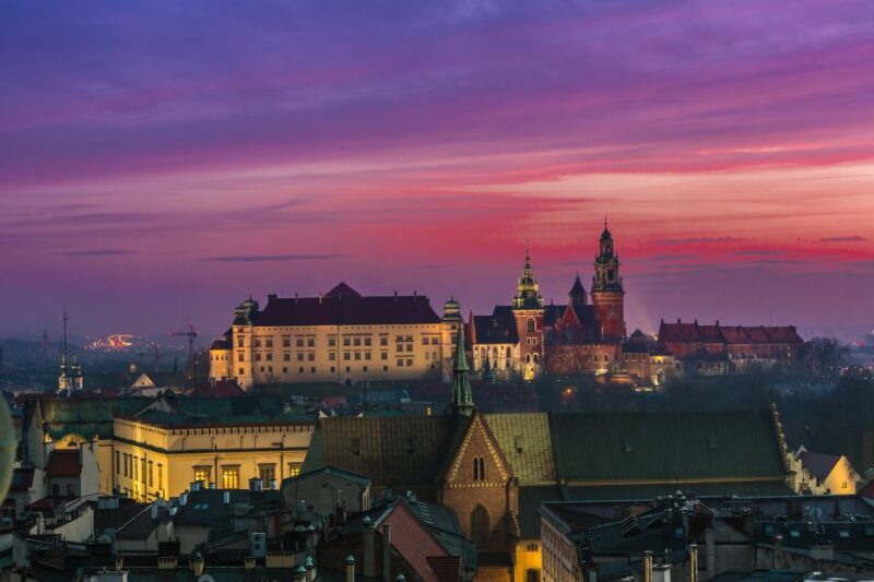 Krakow: Evening Walking Tour With Spooky Stories - Tour Experience and Highlights