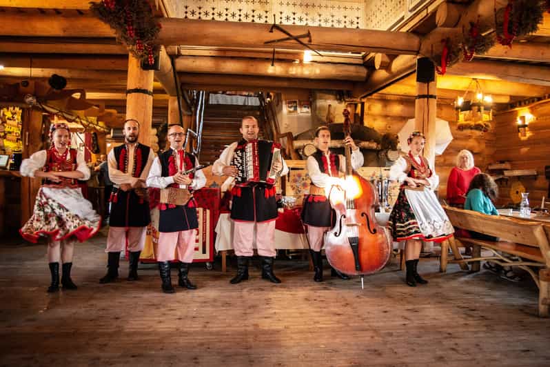 Krakow: Full Traditional Polish Dinner & Folk Show - Entertainment and Activities