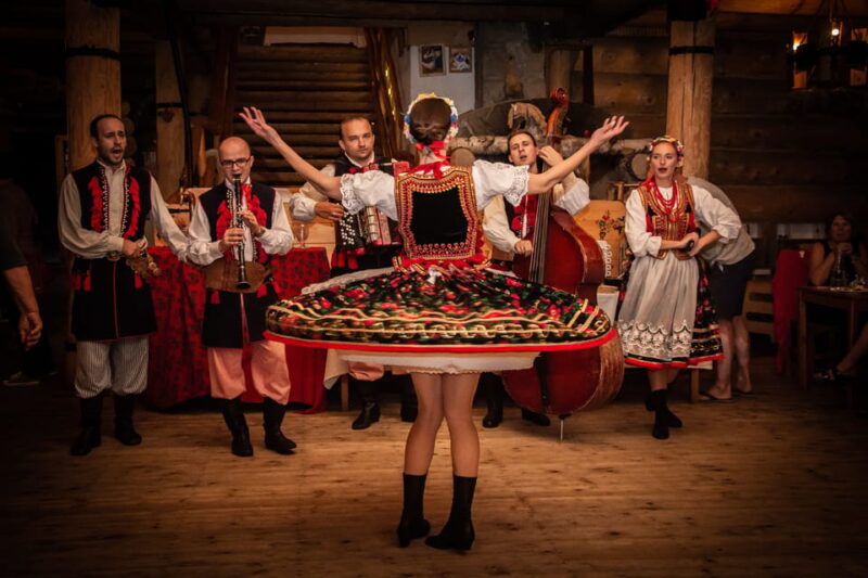 Krakow: Full Traditional Polish Dinner & Folk Show - Transportation and Meeting Point