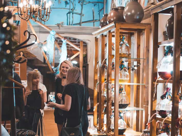 Kraków: Guided Vodka Tour With Food and Drink Tastings - Customer Reviews