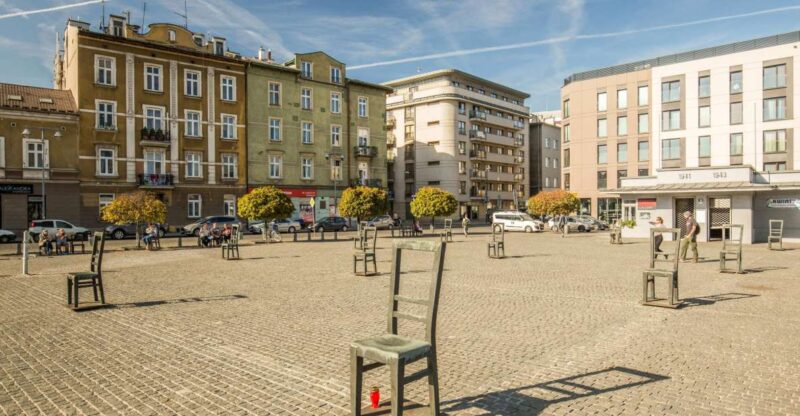 Krakow: Jewish Ghetto Walking Tour - Experience Highlights