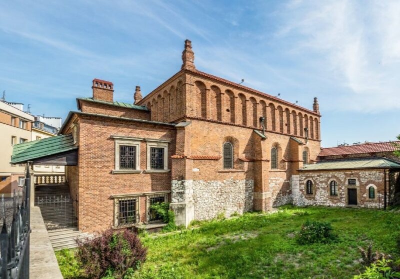 Krakow: Jewish Quarter and Ghetto Sightseeing Golf Cart Tour - Significant Historical Sites
