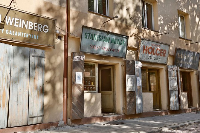 Krakow Jewish Quarter Guided Walking Tour - Kazimierzs Artistic Renaissance