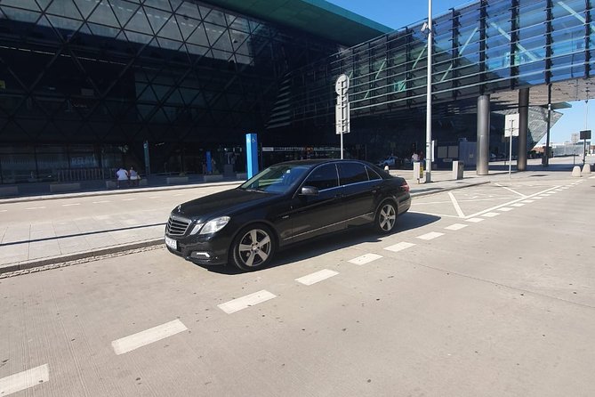 Krakow - Katowice Aiport Private Transfer - Accessibility and Participation