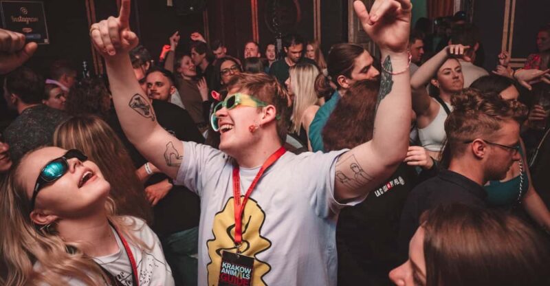 Krakow: New Years Eve Pub Crawl W/ 2 Hours Unlimited Drinks - Drink Inclusions