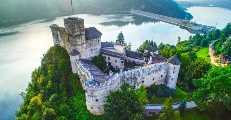 Krakow: Niedzica Castle and Thermal Baths Day Trip - Included Amenities