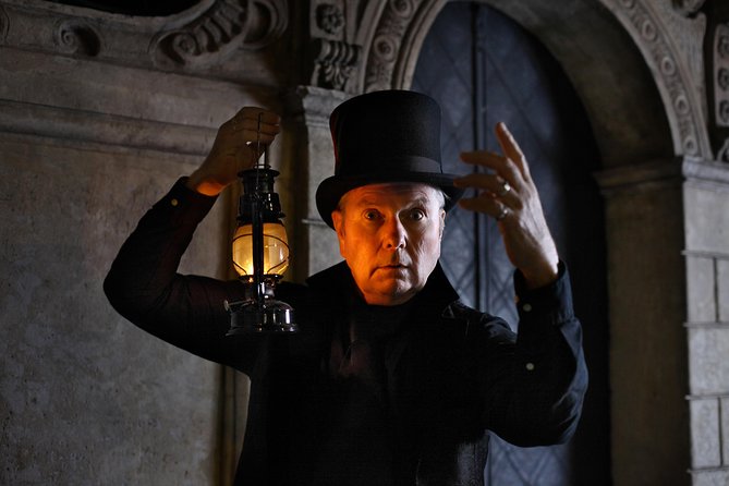 Krakow Night Tour: Ghosts, Vampires and Legends of the Old Town - Uncovering Ancient Legends and Myths