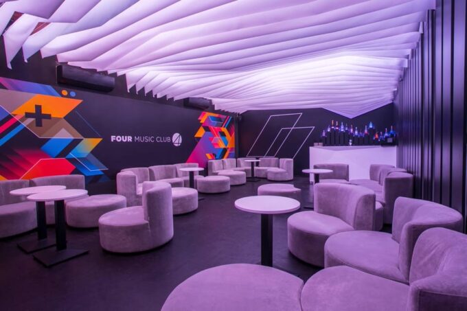 Krakow Nightclub: VIP Room Group Booking - Security and Express Check-in