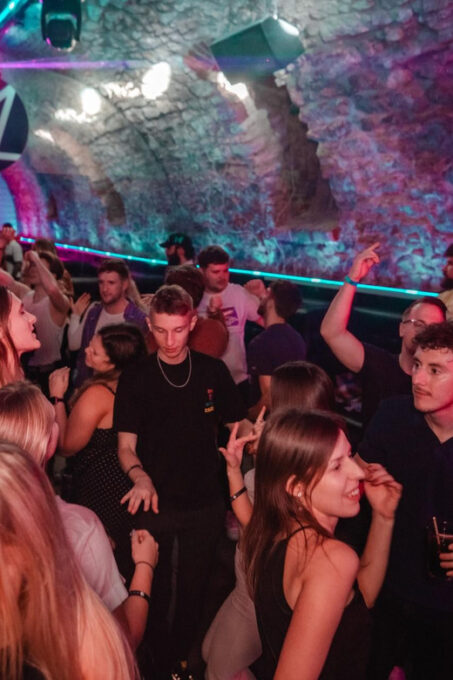 Krakow Nightclub: VIP Room Group Booking - Frequently Asked Questions