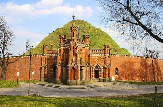 Krakow Off the Beaten Path - Private Tour - Local Products Tasting