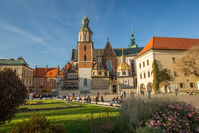 Krakow Old Town and Wawel Castle Tour With Guide - Wawel Castle
