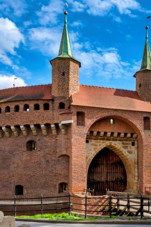 Krakow: Old Town City Tour in a Golf Cart - Meeting Point and Transportation
