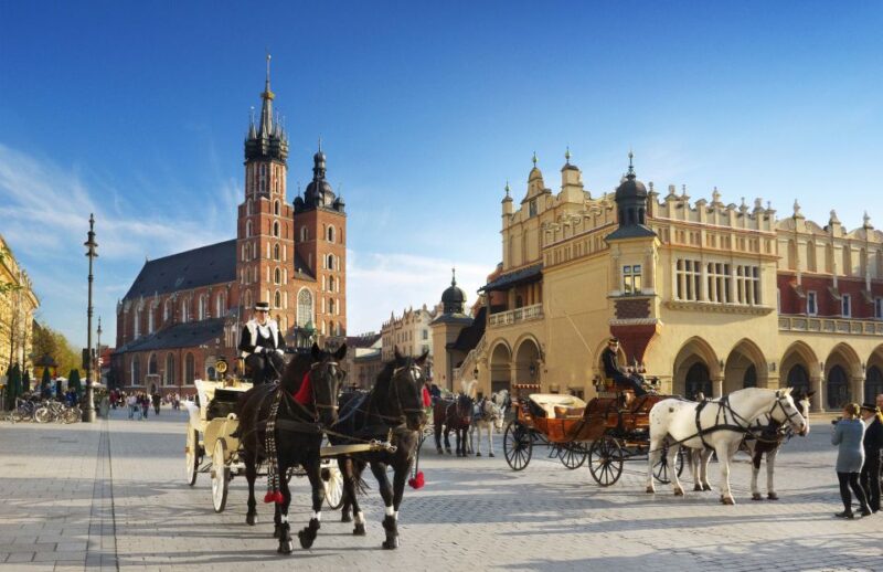 Krakow: Old Town Private Guided Walking Tour - Inclusions