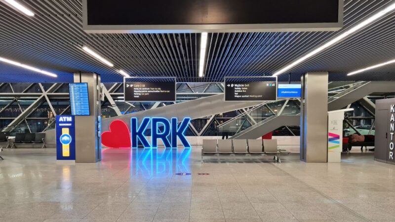 Krakow: One-Way Private Transfer From Airport - Key Points