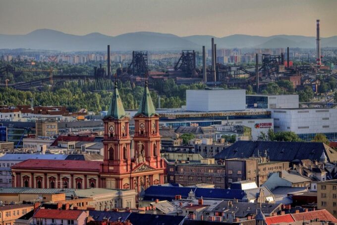 Krakow: Premium Private Transfer to Ostrava, Czech Republic - Assistance and Additional Services