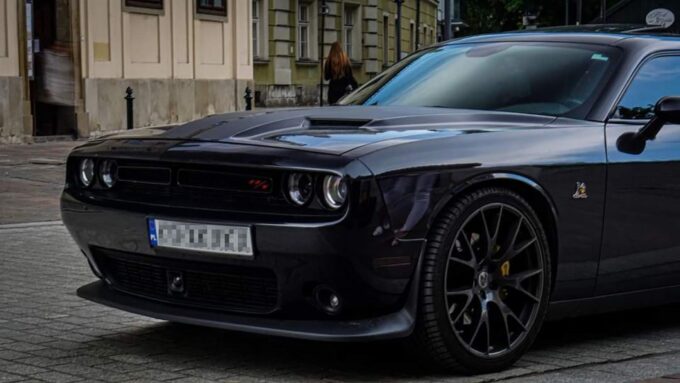 Krakow: Private Airport Transfer by 500 HP Dodge Challenger - Customer Feedback