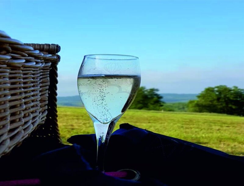 Kraków: Private Hot Air Balloon Flight With Champagne - Meeting Location and Itinerary
