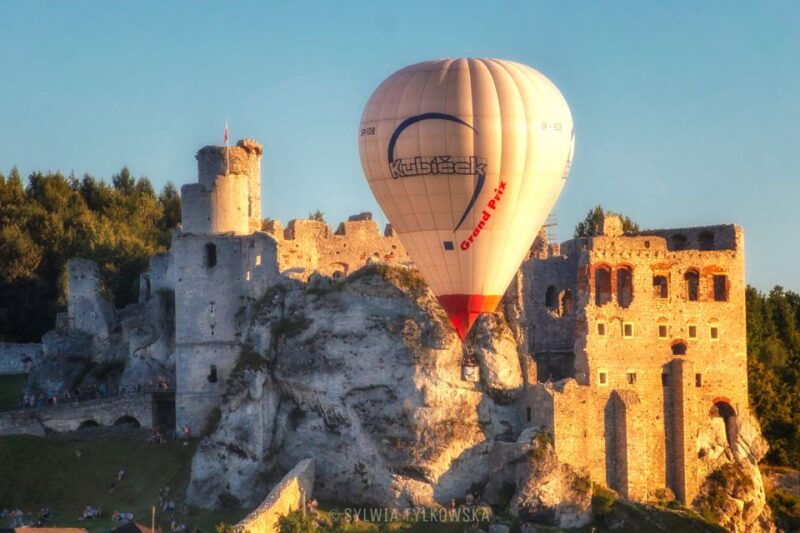 Kraków: Private Hot Air Balloon Flight With Champagne - Prohibited Items and Restrictions