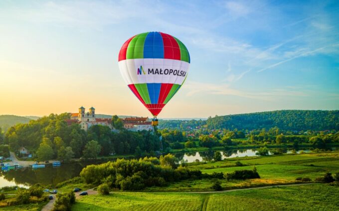 Kraków: Private Hot Air Balloon Flight With Champagne - Frequently Asked Questions