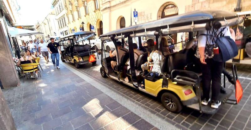 Krakow: Private Panoramic Tour by Golf Cart With Audio Guide - Key Points