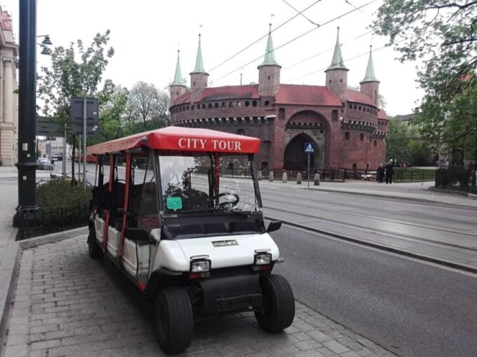 Krakow: Private Sightseeing Tour by Electric Car - Discovering the Impact of World War II
