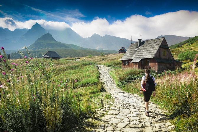 Krakow : Private Tour Hiking in Tatra Mountains and Termal Baths - Key Points