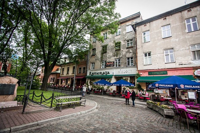 Krakow Private Tour of Kazimierz Including Old Jewish Quarter - Learning About Jewish History
