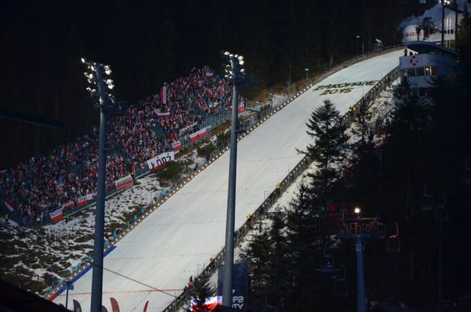 Krakow Private Trip: Morskie Oko Lake Zakopane Thermal Baths - Cancellation Policy and Restrictions
