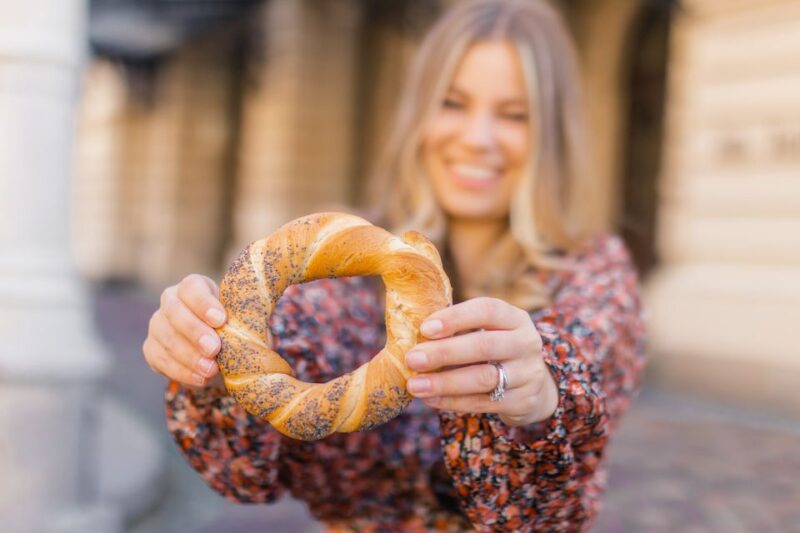 Krakow: Professional Photoshoot in the City Center - Key Points