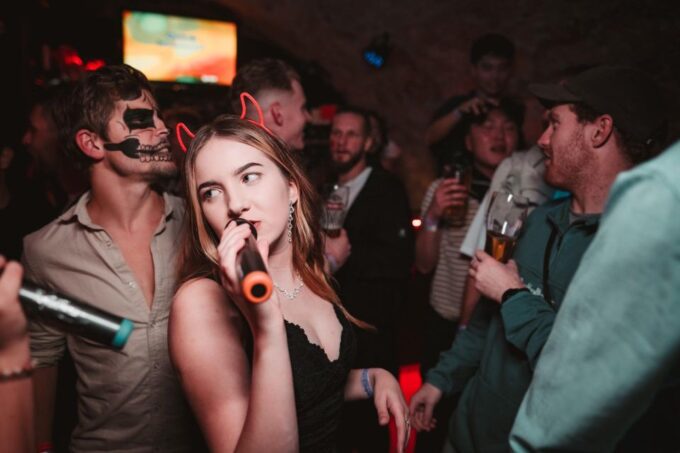 Krakow: Pub Crawl With 1 Hour of Unlimited Alcoholic Drinks - Unlimited Drinks and Activities