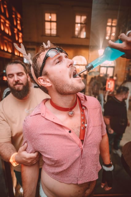Krakow: Pub Crawl With 1-Hour Open Bar - Highlights of the Experience