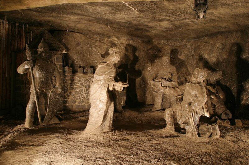 Krakow: River Cruise and Wieliczka Salt Mine Group Tour - Customer Feedback