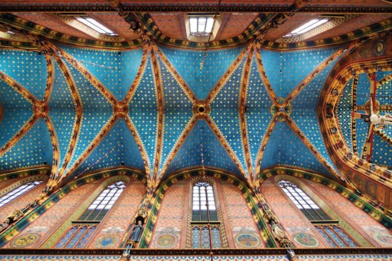 Krakow: Royal Cathedral and City Basilica Guided Tour - Tour Experience