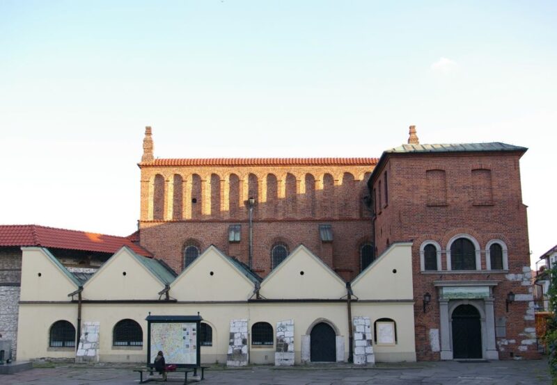 Krakow: Schindlers Factory Ghetto and Jewish Heritage Tour - Meeting Point and Important Information