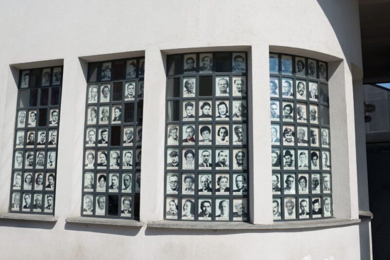 Krakow: Schindlers Factory Guided Tour - Meeting Point