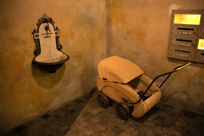 Krakow: Schindlers Factory & Jewish Ghetto Guided Tour - Recap