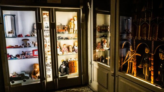 Krakow: Schindlers Factory Walking Tour With Optional Guide - Frequently Asked Questions