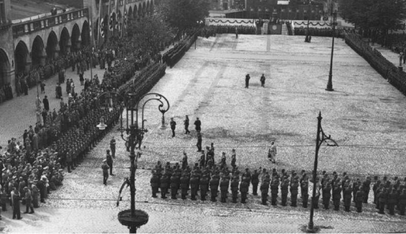 Krakow: Second World War History Guided Walking Tour - Booking Information