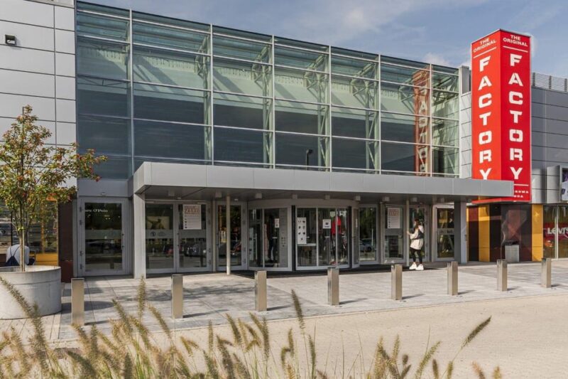 Kraków Shopping Malls & Outlets Tour With Private Transport - Pricing and Inclusions