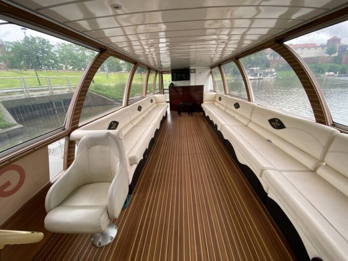 Krakow: Sightseeing Cruise on the Vistula River - Transportation and Meeting Point