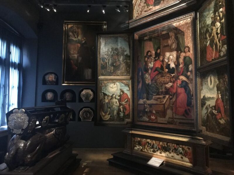 Krakow: The Erazm Ciołek Palace Museum 3 Days Entry Card - Opening Hours and Guidelines