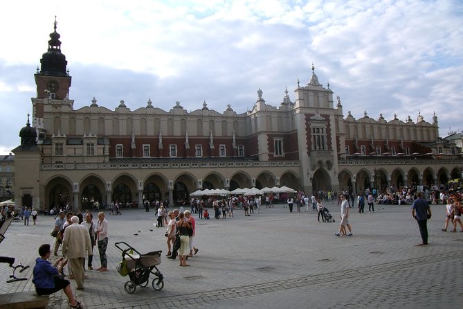 Krakow to Warsaw Private Transfer Best Value - Pickup and Drop-off Information