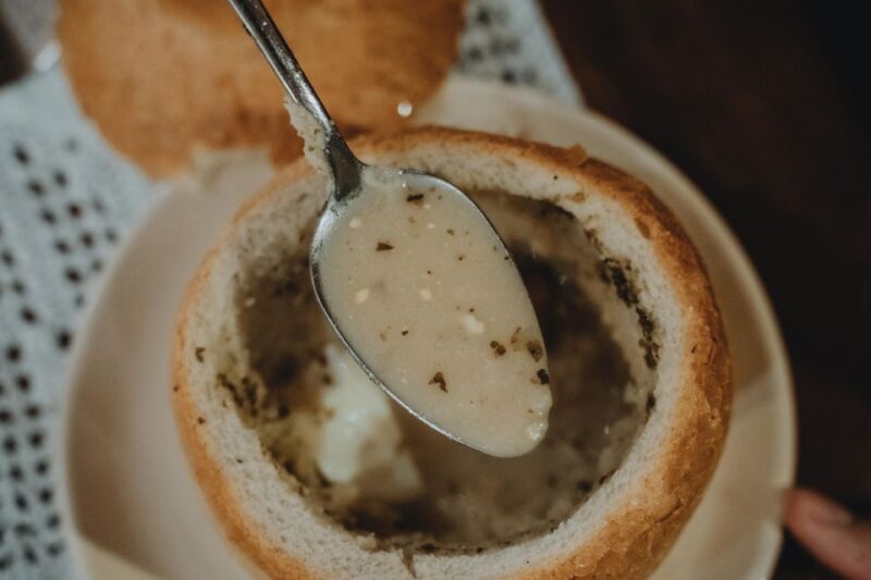 Krakow: Traditional Polish Food and Drinks Tasting Tour - Key Points