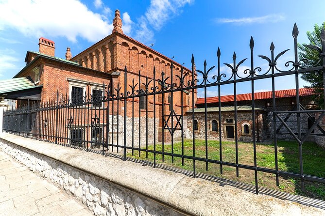 Krakow: Walk Around Kazimierz & Former Ghetto With Entrance to Schindler Factory - Tour Inclusions and Exclusions