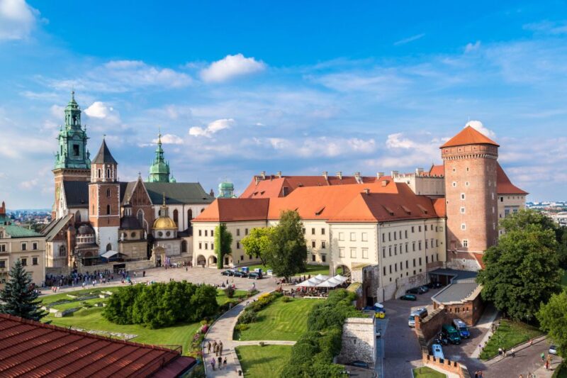 Krakow: Wawel Castle & Cathedral Guided Tour - Polish Kings and Queens