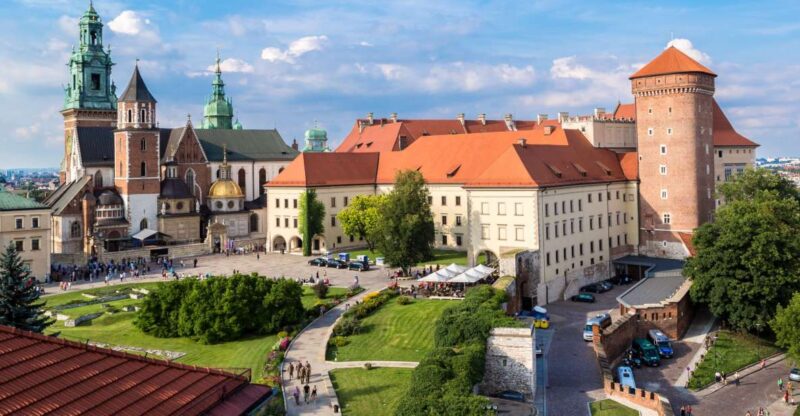 Krakow: Wawel Castle, Cathedral, Rynek Underground & Lunch - Experience Highlights
