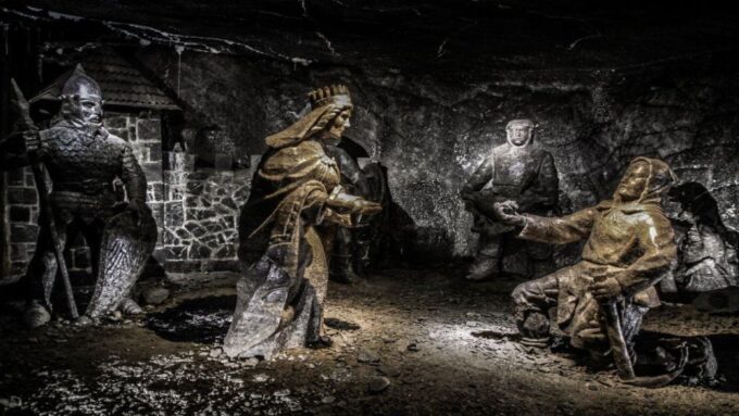 Krakow: Wieliczka'S Salt Mine Tour, Bypassing Traffic Jams - Important Visitor Information