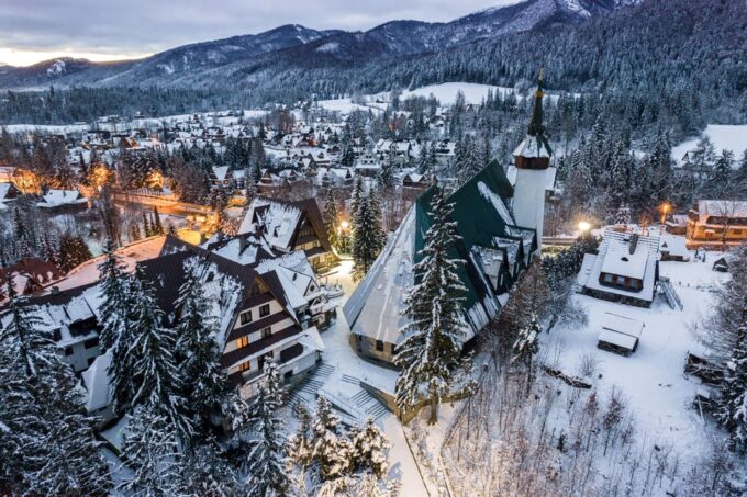 Krakow: Zakopane Private Tour With Chauffeur - Panoramic Views From GubałÓwka Hill